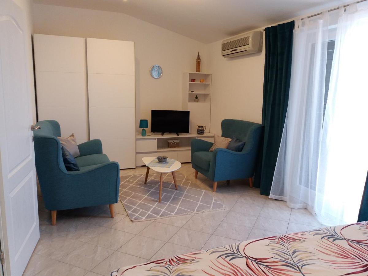 Apartmani Lana ブロダリツァ エクステリア 写真
