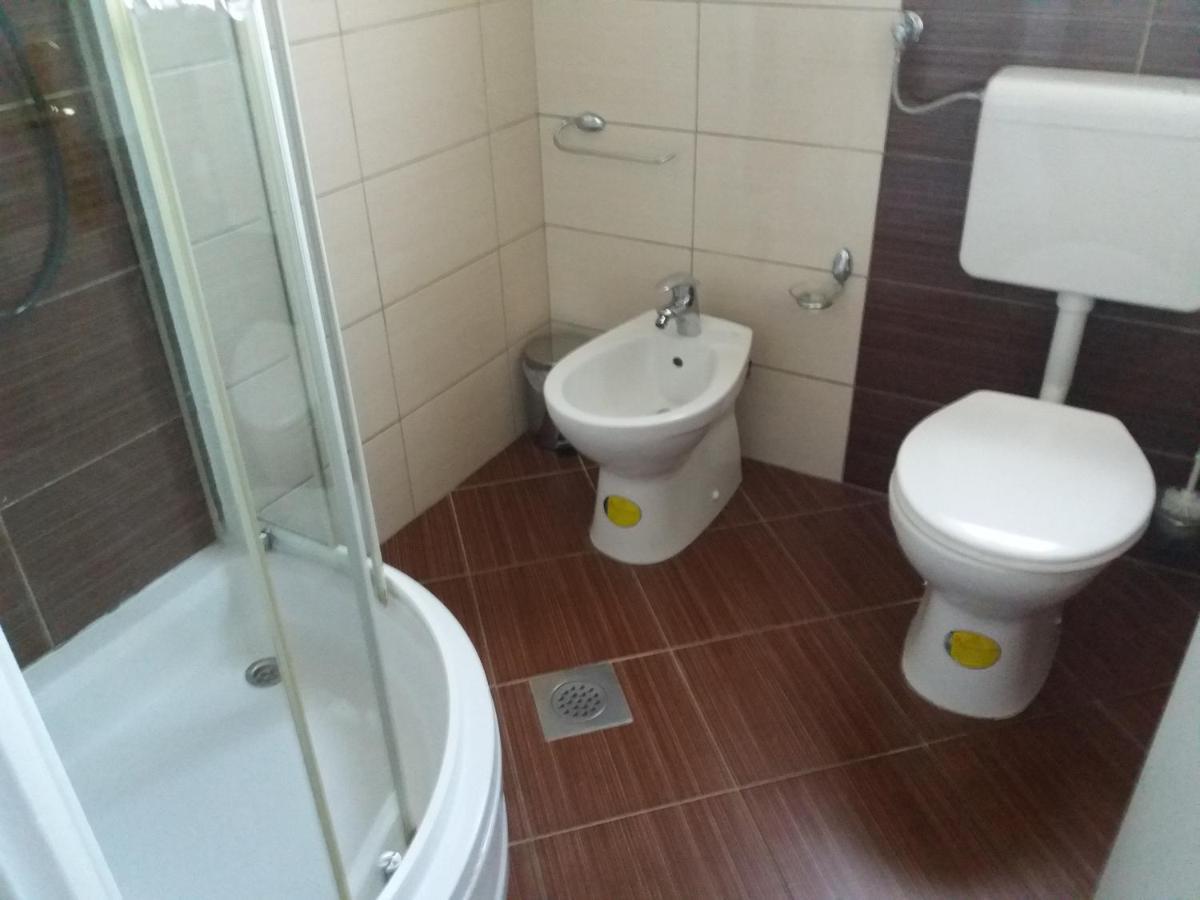 Apartmani Lana ブロダリツァ エクステリア 写真